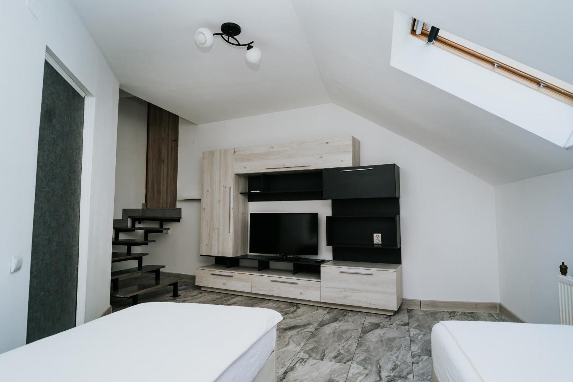 Apartment Attic Sibiu Eksteriør bilde